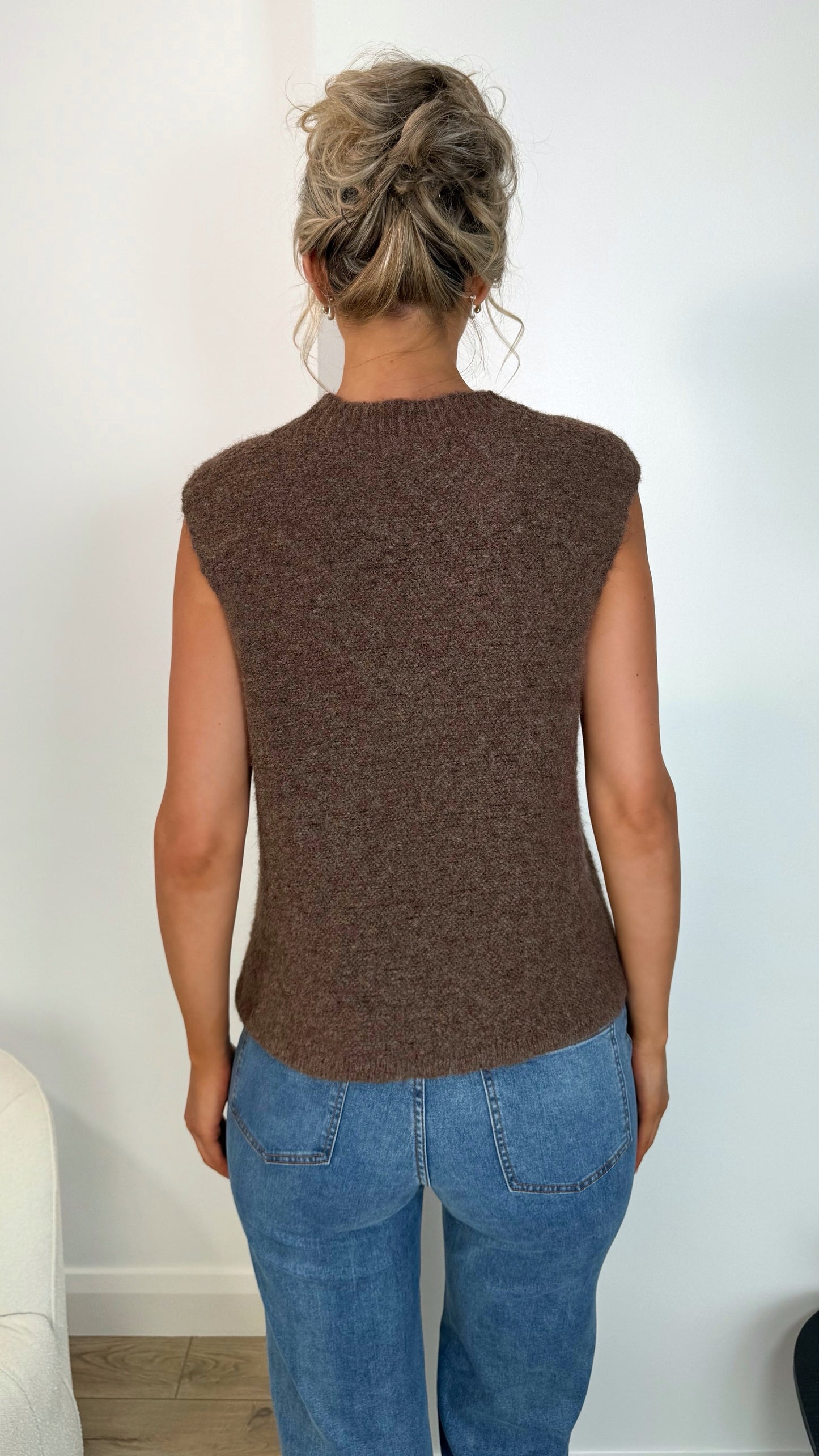 Monica Sleeveless Side Buttons Knit - Brown