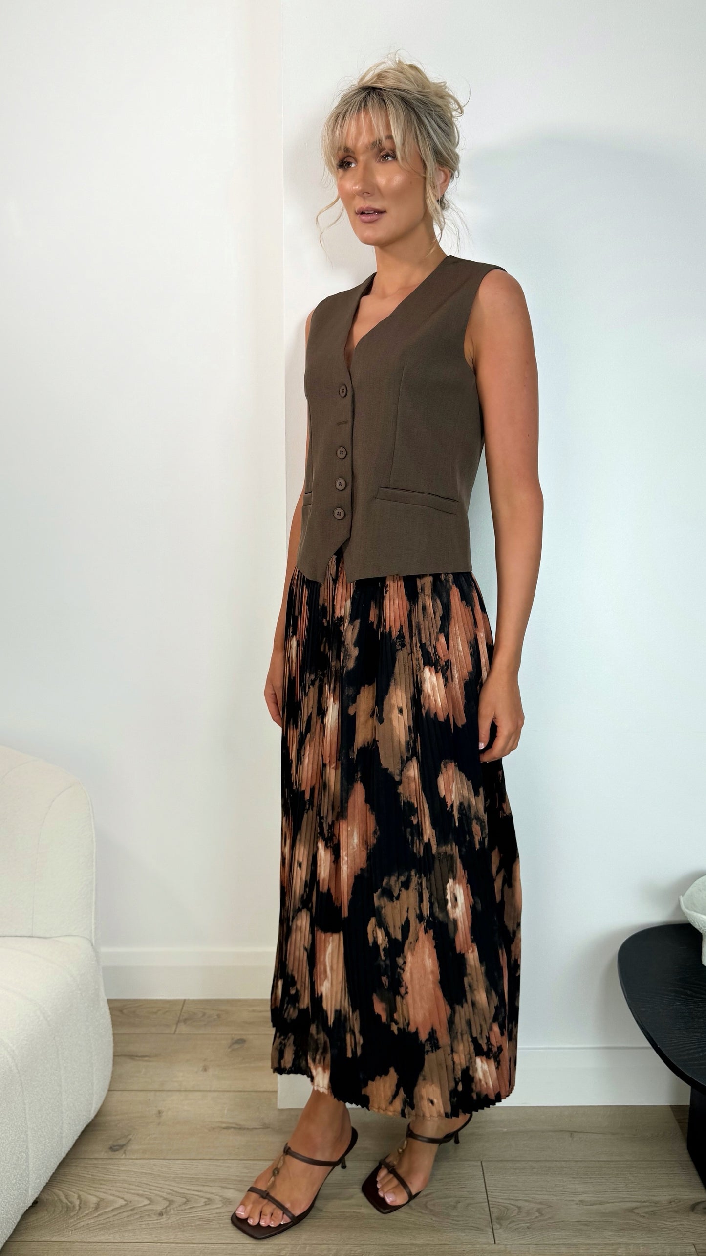 Sheels Printed Maxi Skirt - Brown