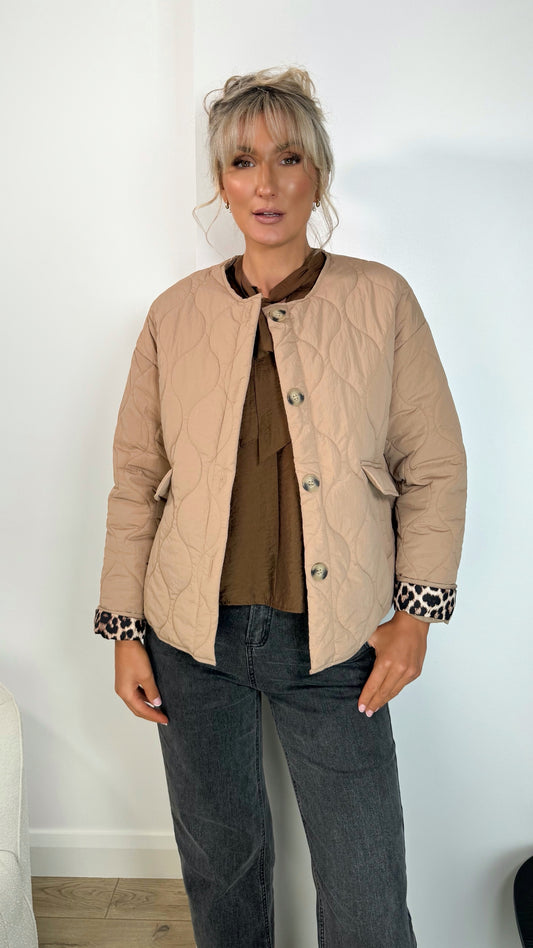 Emily Puffer Jacket with Pockets and Animal Print Details - Beige