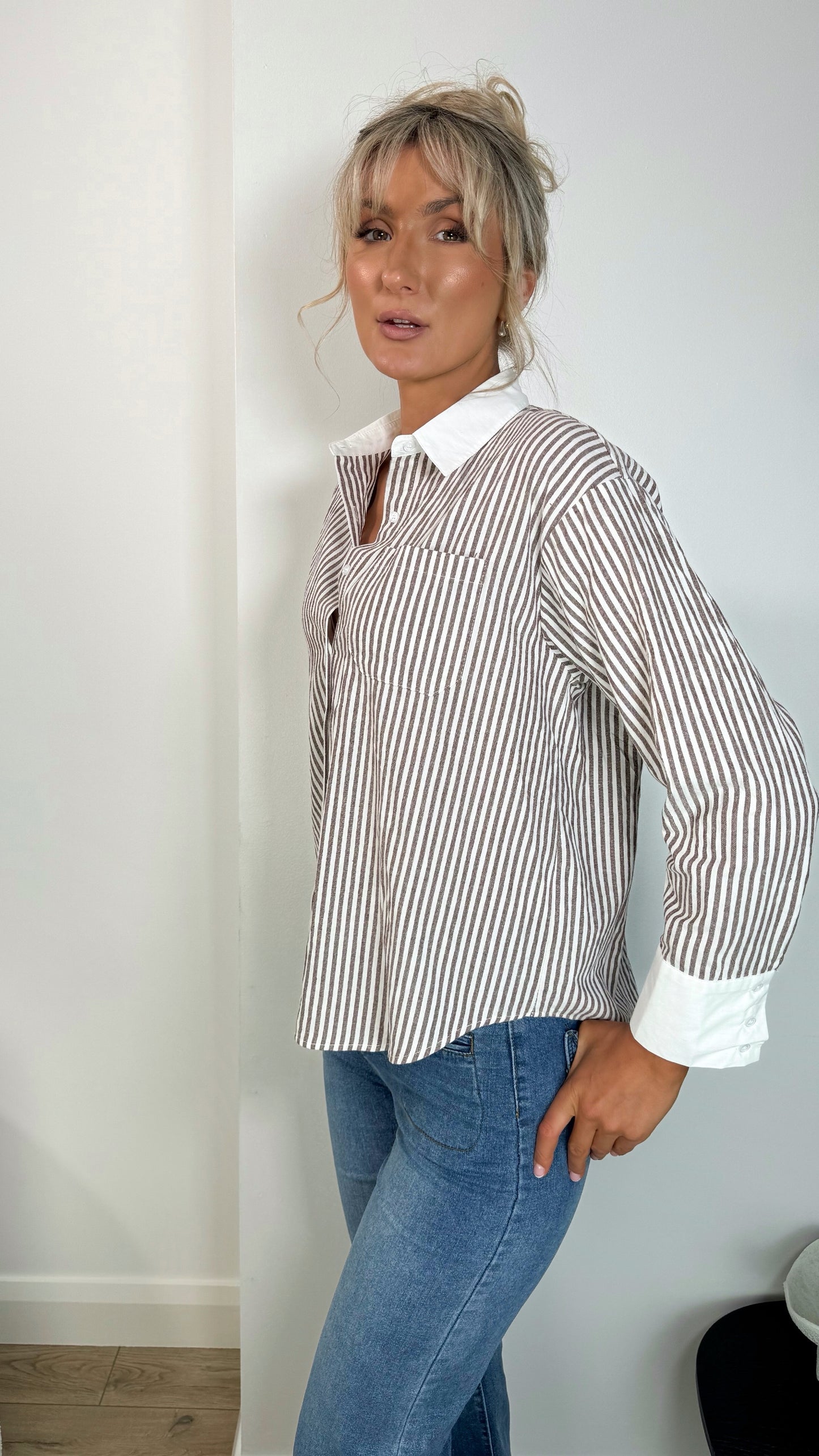 Giulia Stripped Shirt - White and Brown