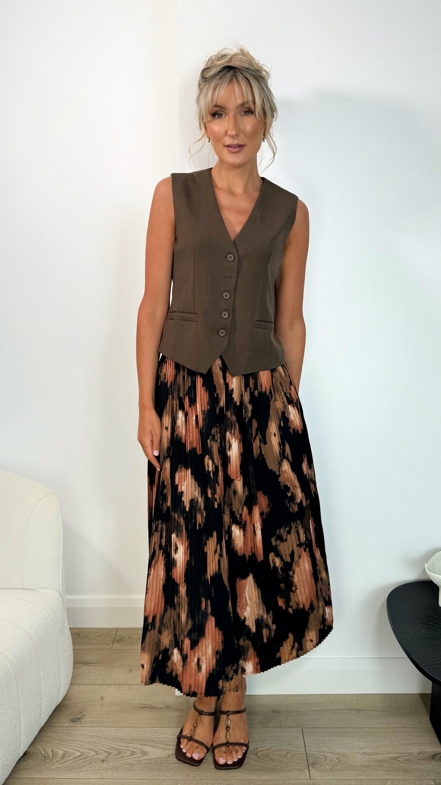 Sheels Printed Maxi Skirt - Brown