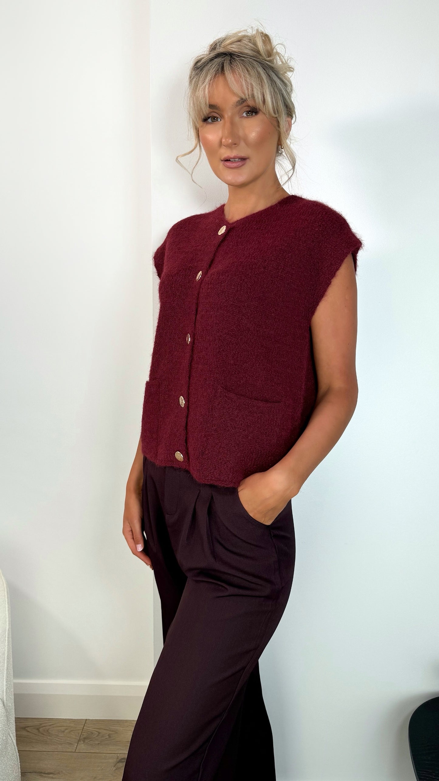 Lunna Sleeveless Button Down Cardigan with Front Pockets - Burgundy