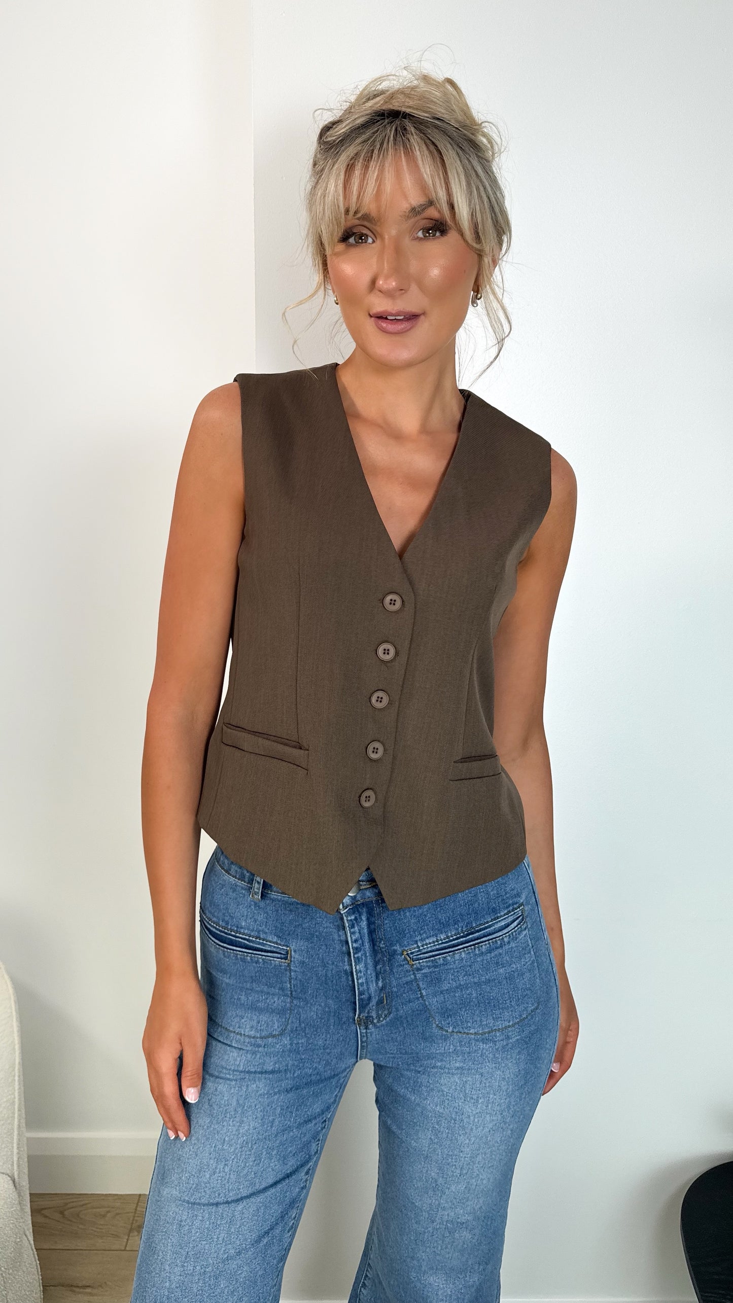 Ross Button Down Waistcoat - Brown