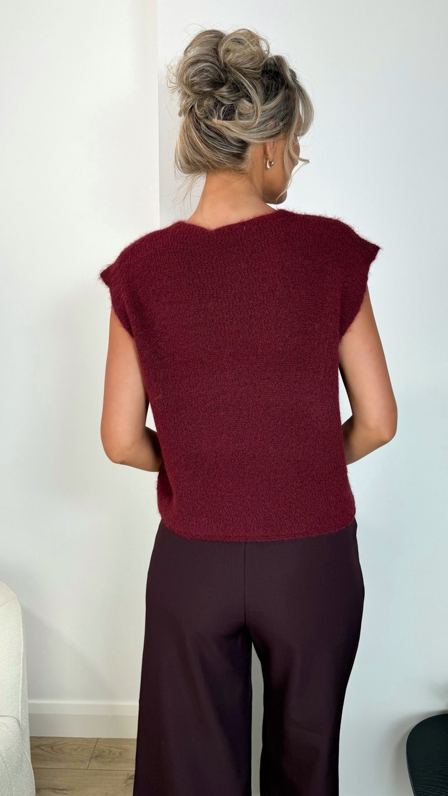 Lunna Sleeveless Button Down Cardigan with Front Pockets - Burgundy