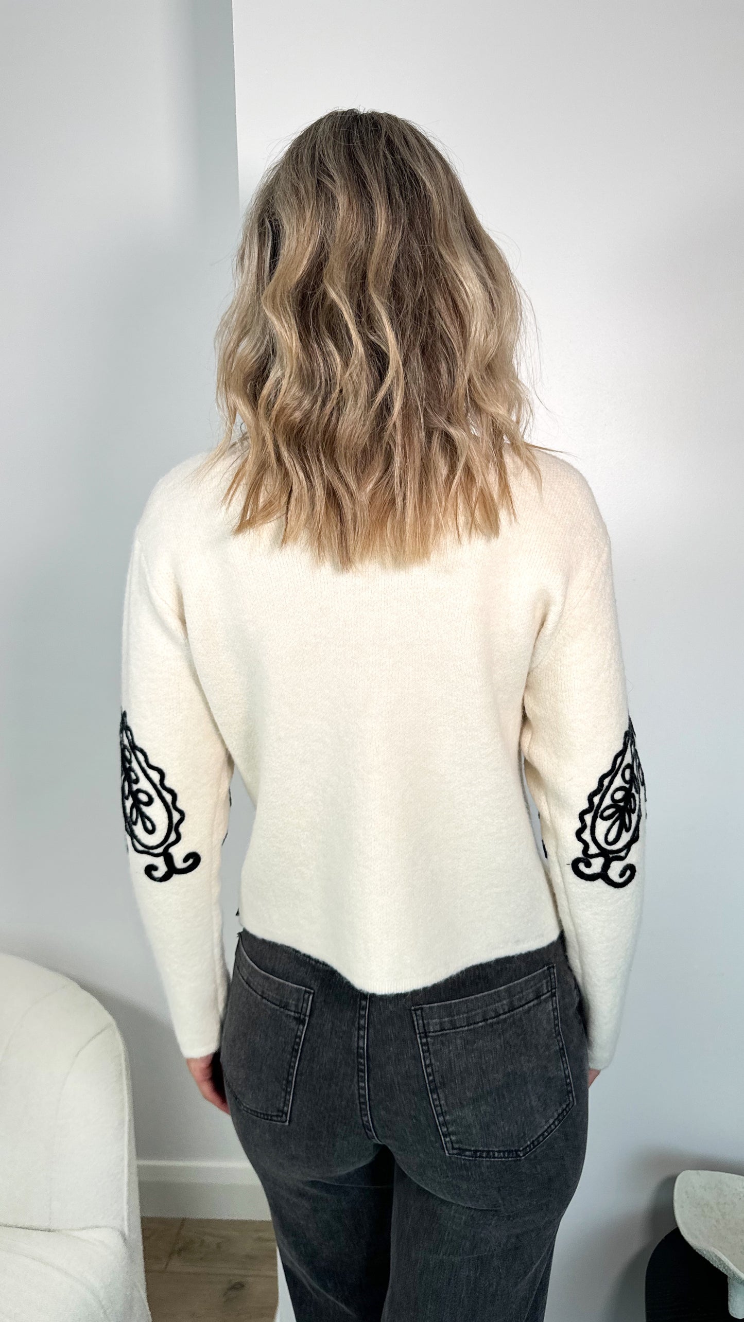 Mauren Black and White Cardigan