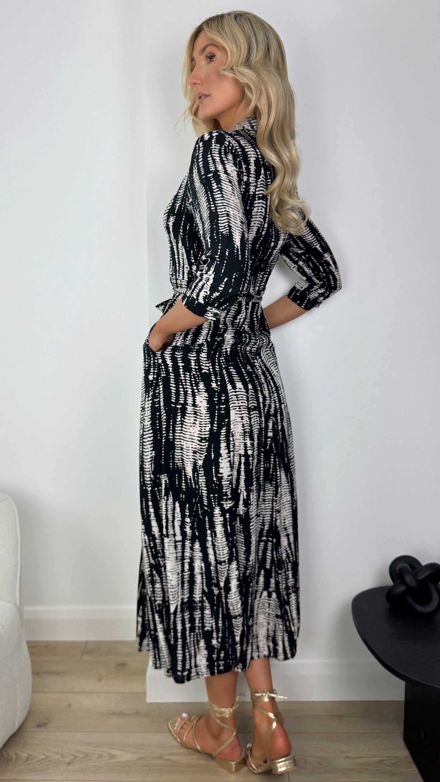 Kelly Maxi Pattern Shirt Dress with Pockets - Black and White