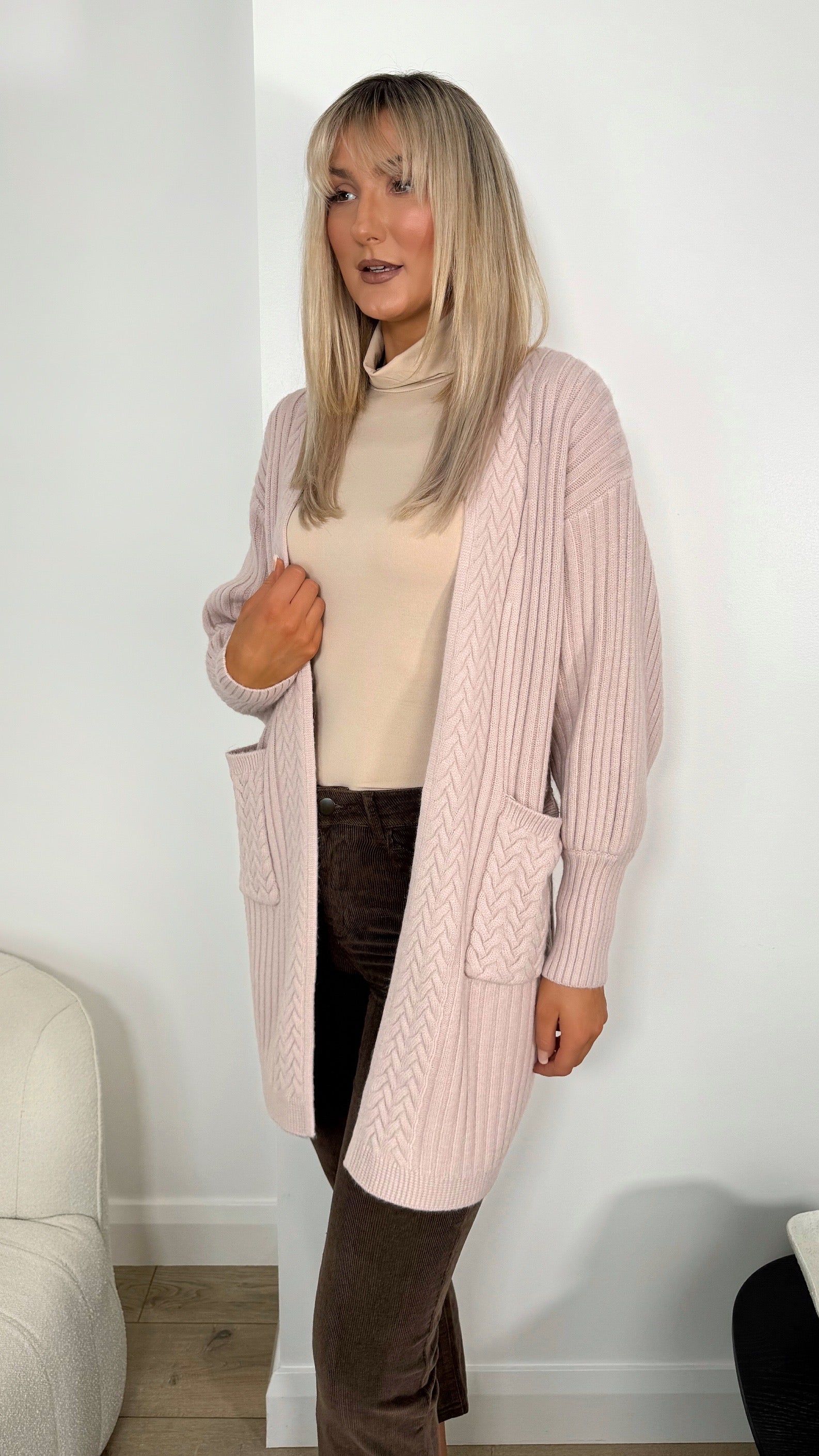 Pink cardigan with pockets sale