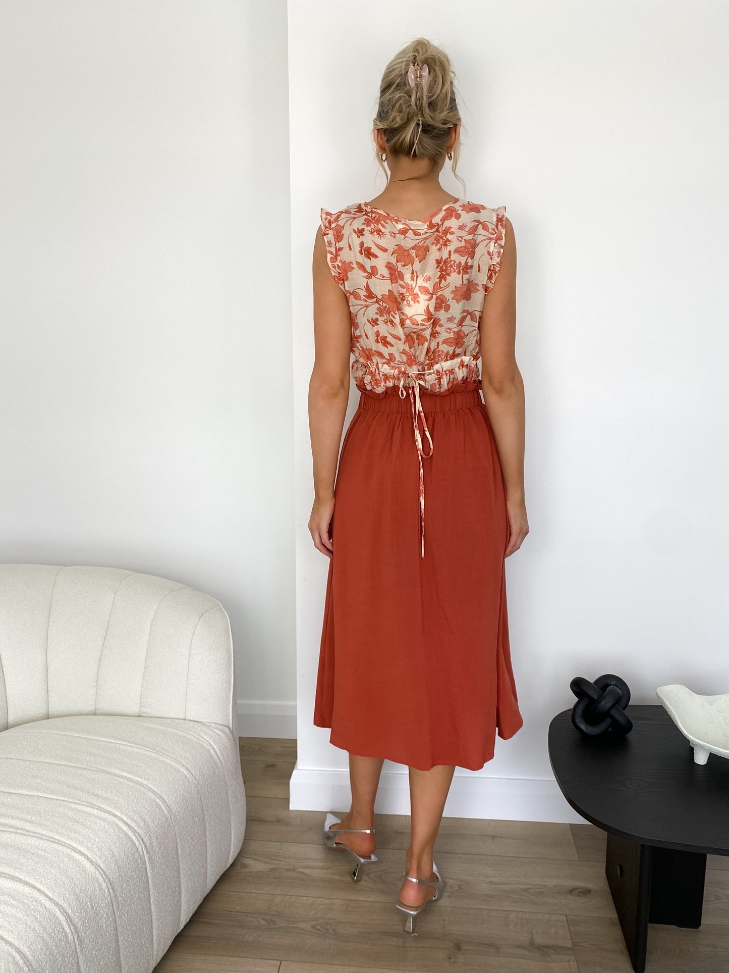 Sonya Elasticated Midi Skirt - Rust