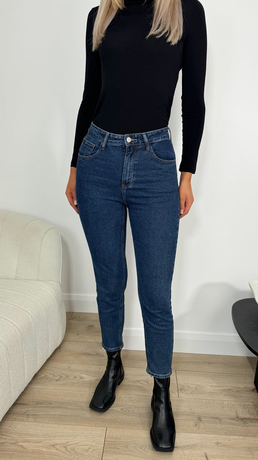 Masie Mom Fit Jeans