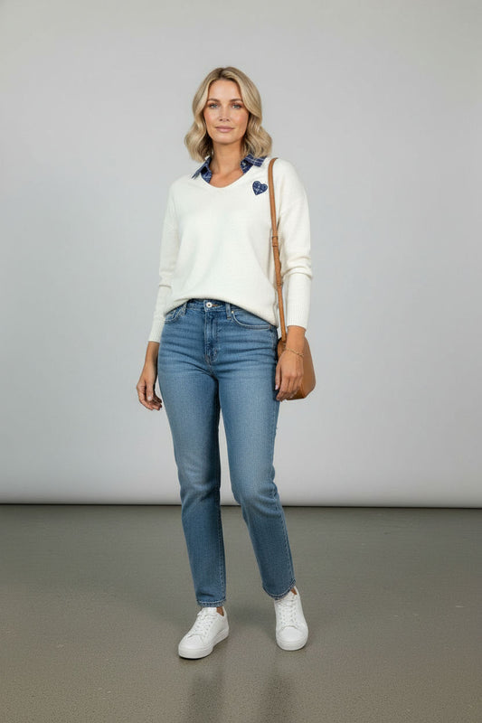Veronica collar jumper with heart print - White