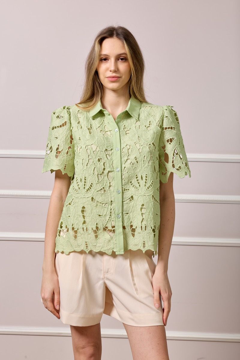 Jessy Buttoned Lace Top - Green