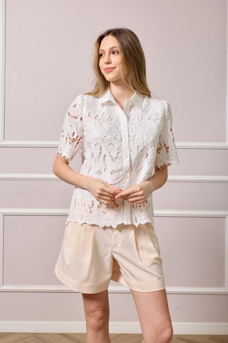 Jessy Buttoned Lace Top - White